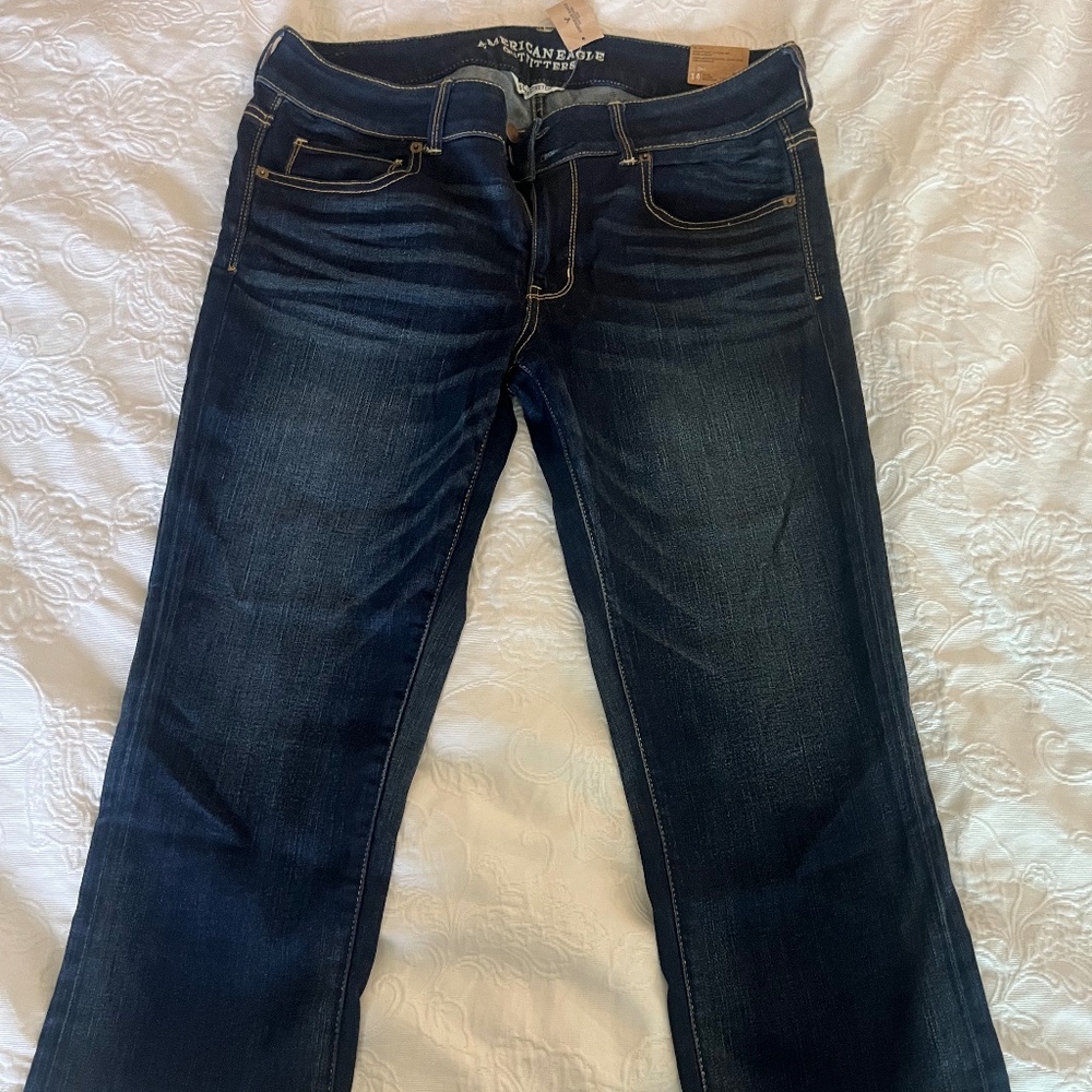 NWT American Eagle Artist Crop Denim Jeans — Size 14